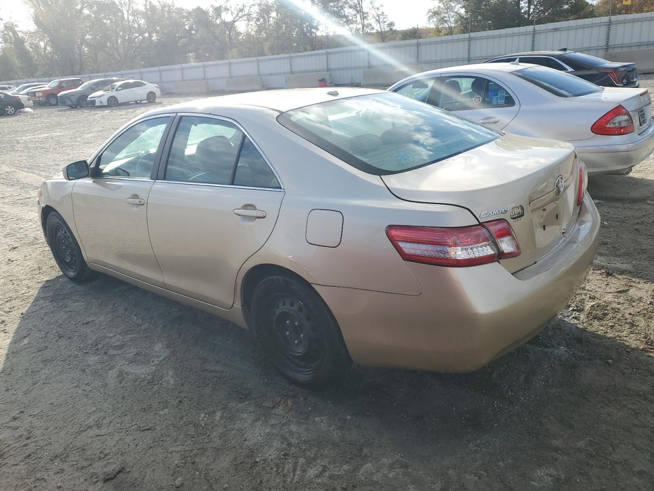 2010 Toyota Camry - Image 2