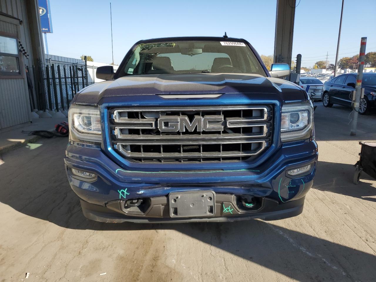 2016 GMC Sierra - Image 5