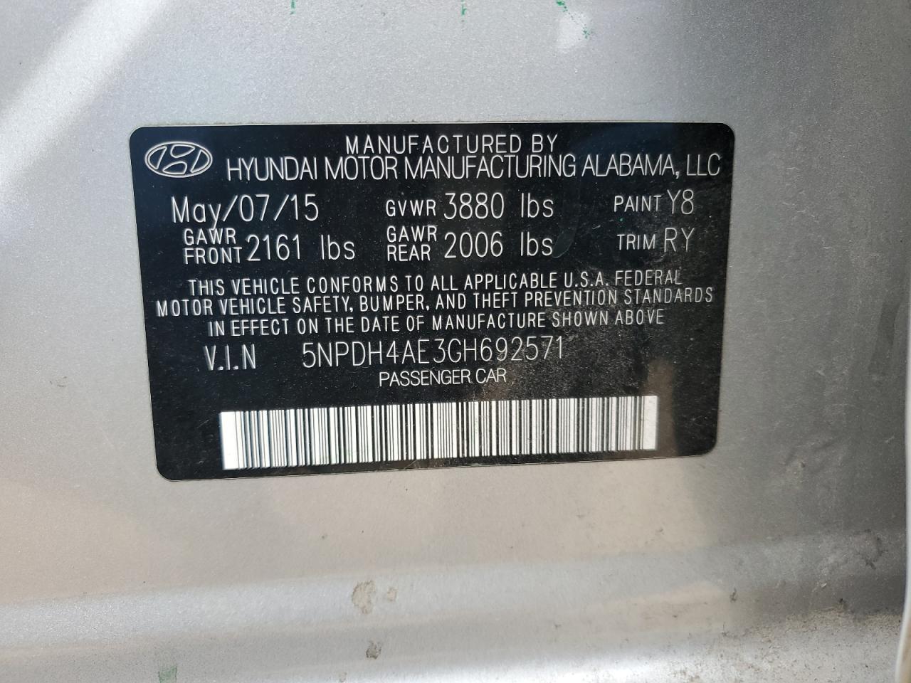 2016 Hyundai Elantra - Image 15