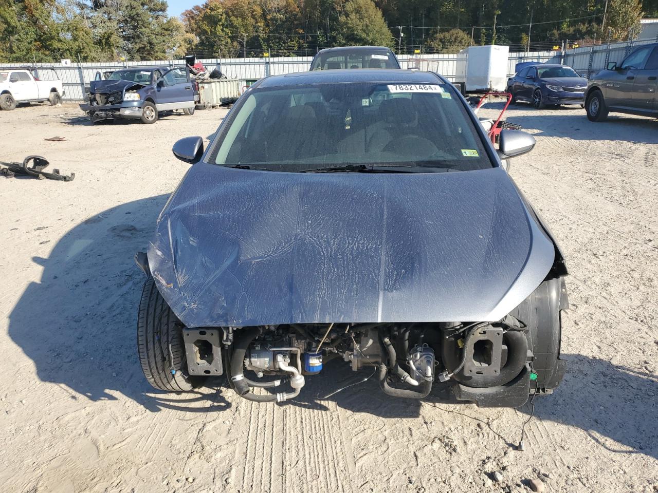 2019 Hyundai Elantra - Image 5