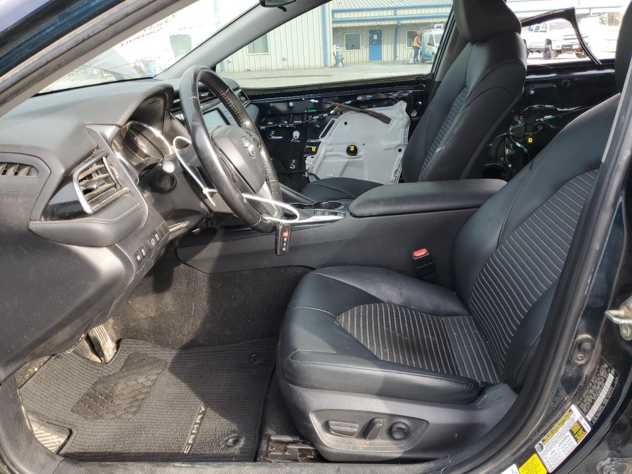 4T1B21HK3KU013864 2019 Toyota Camry Hybrid