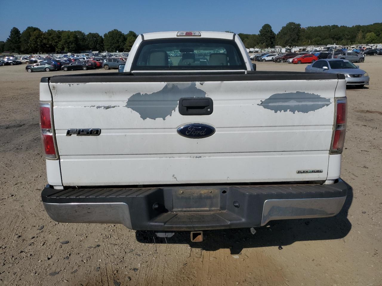 1FTNF1CF7BKD26122 2011 Ford F150