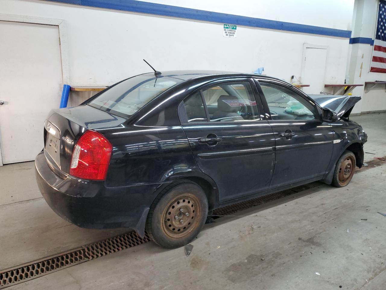 2007 Hyundai Accent - Image 3