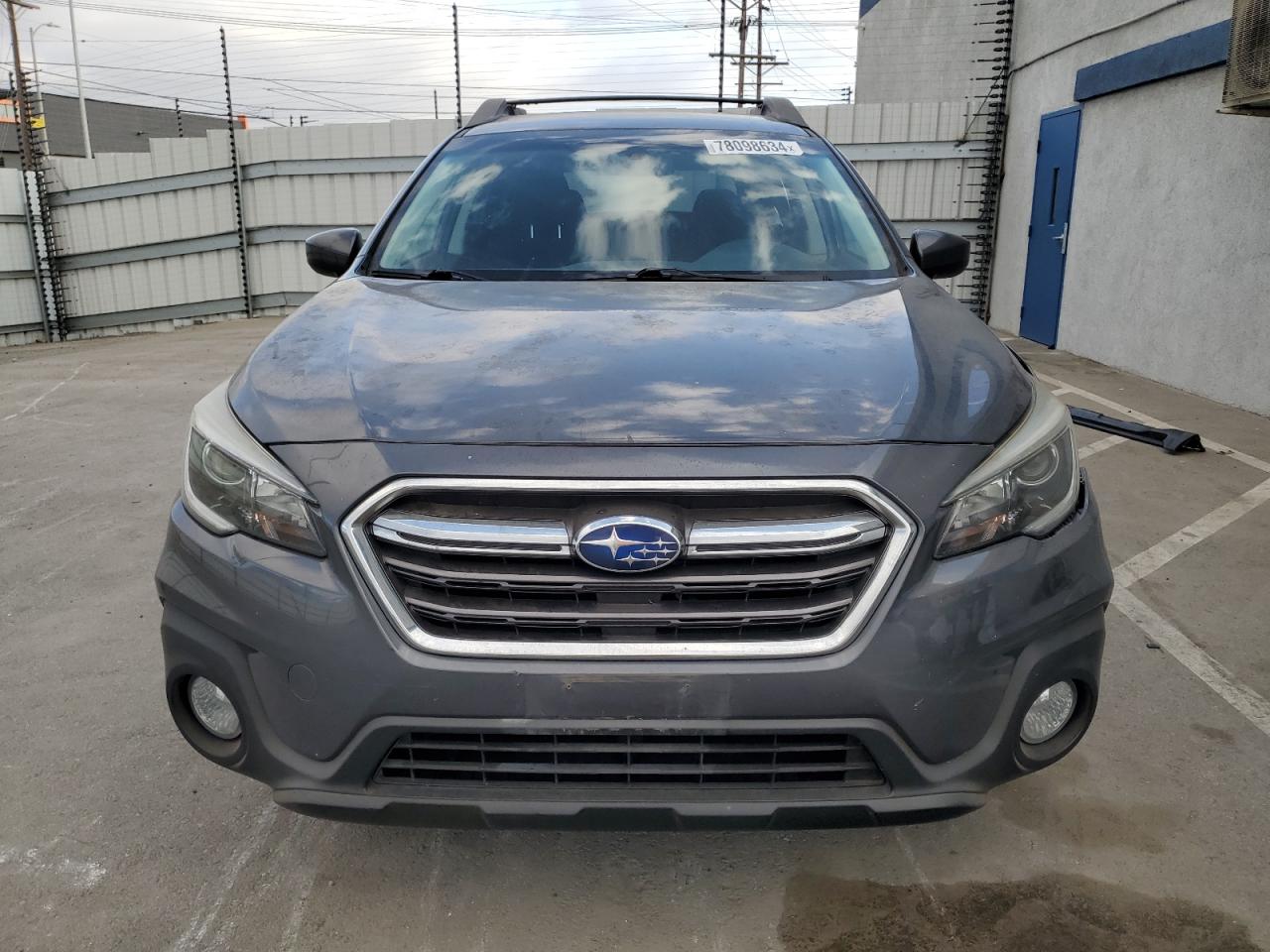 2018 Subaru Outback - Image 5