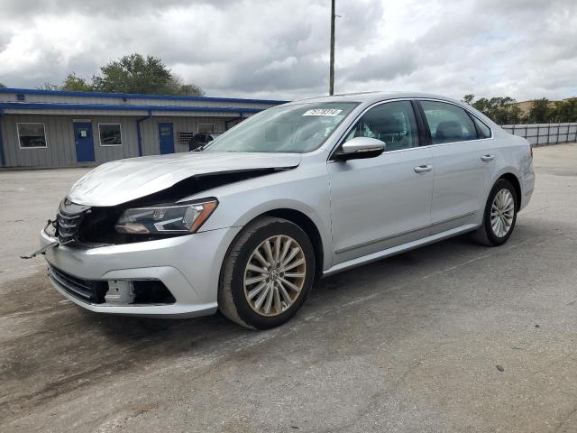 2016 Volkswagen Passat Se