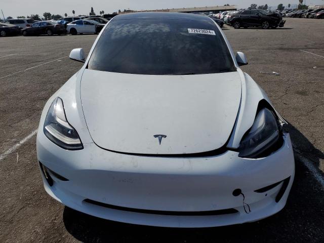  TESLA MODEL 3 2022 Белый