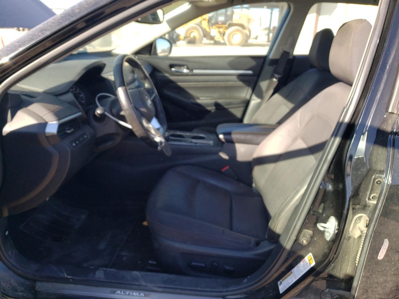 2019 Nissan Altima - Image 7