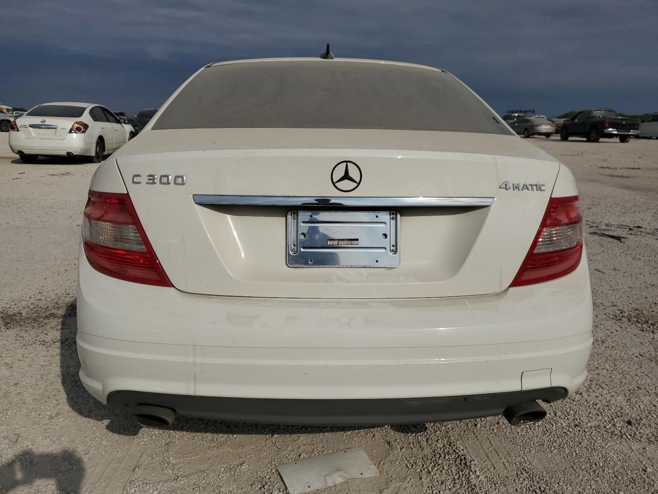 2010 Mercedes-Benz C 300 4Matic VIN: WDDGF8BB3AF418390 Lot: 75566894