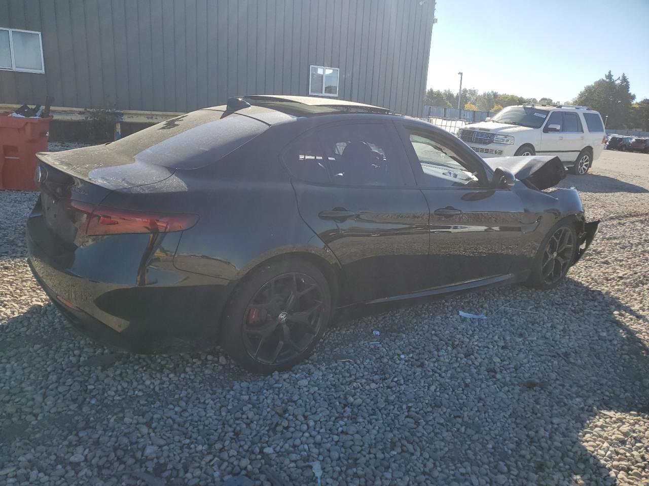 2020 Alfa Romeo Giulia - Image 3