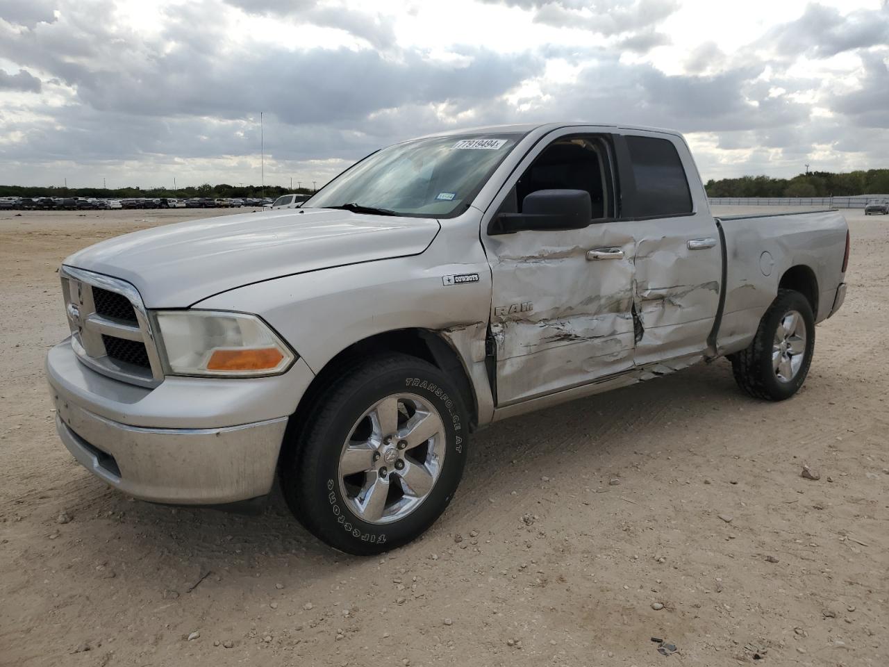 2009 Dodge Ram 1500 продається в San Antonio, TX - Side
