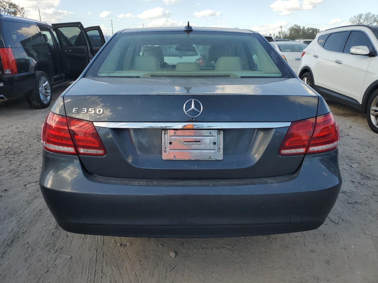 2014 Mercedes-Benz E 350 VIN: WDDHF5KB0EA786242 Lot: 75102764