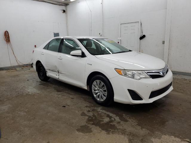  TOYOTA CAMRY 2012 Белы