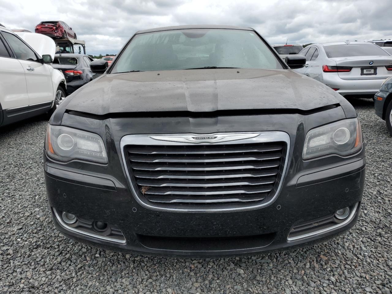 2014 Chrysler 300 - Image 5