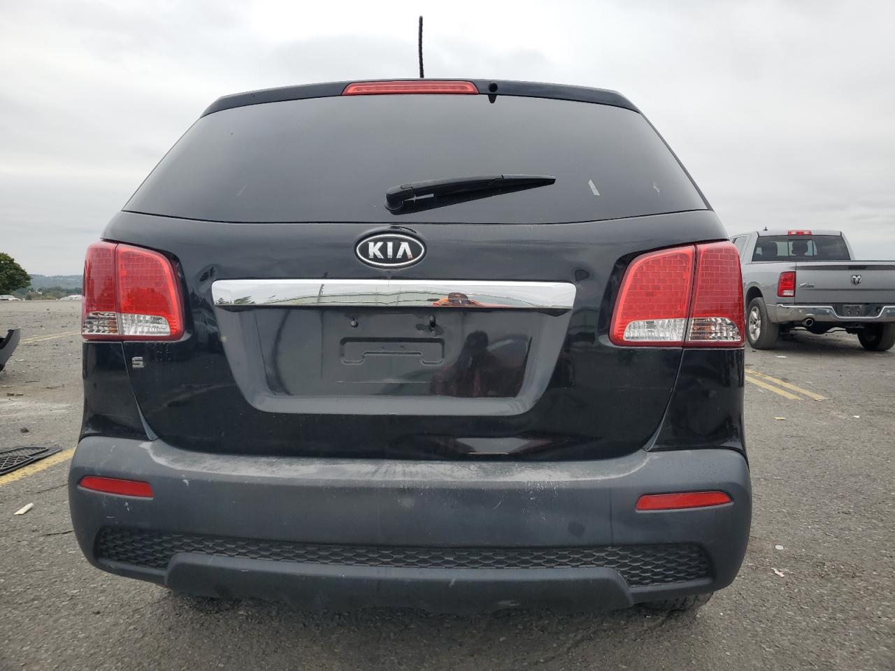 5XYKTDA21CG236226 2012 Kia Sorento Base