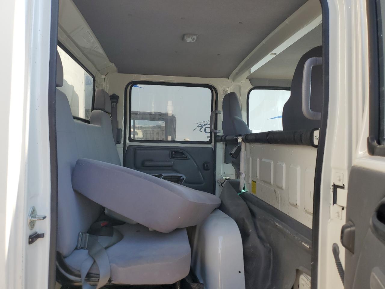 JALEEJ162J7902186 2018 Chevrolet 5500Hd