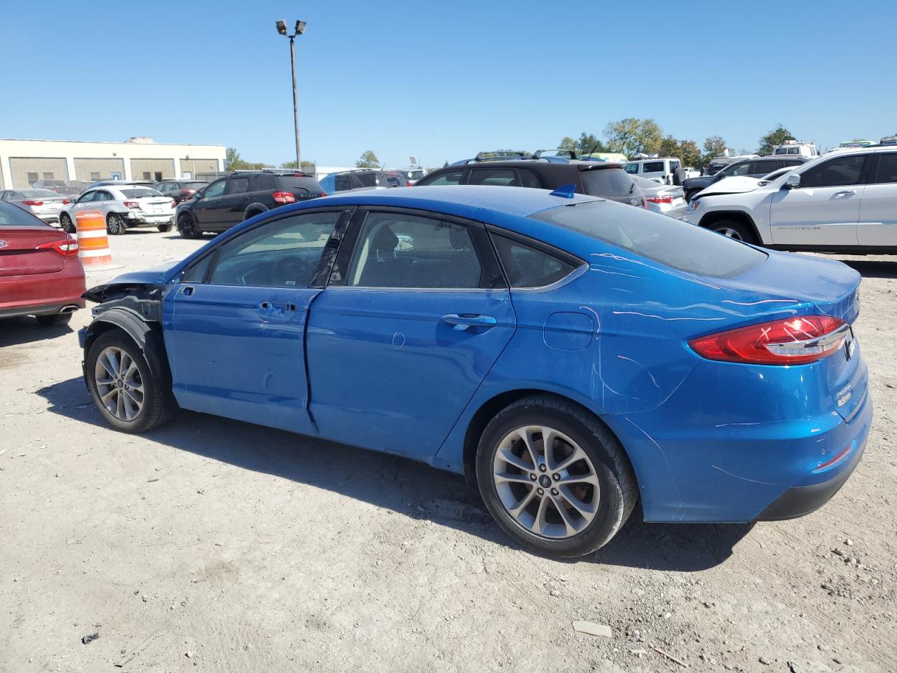 2020 Ford Fusion - Image 2