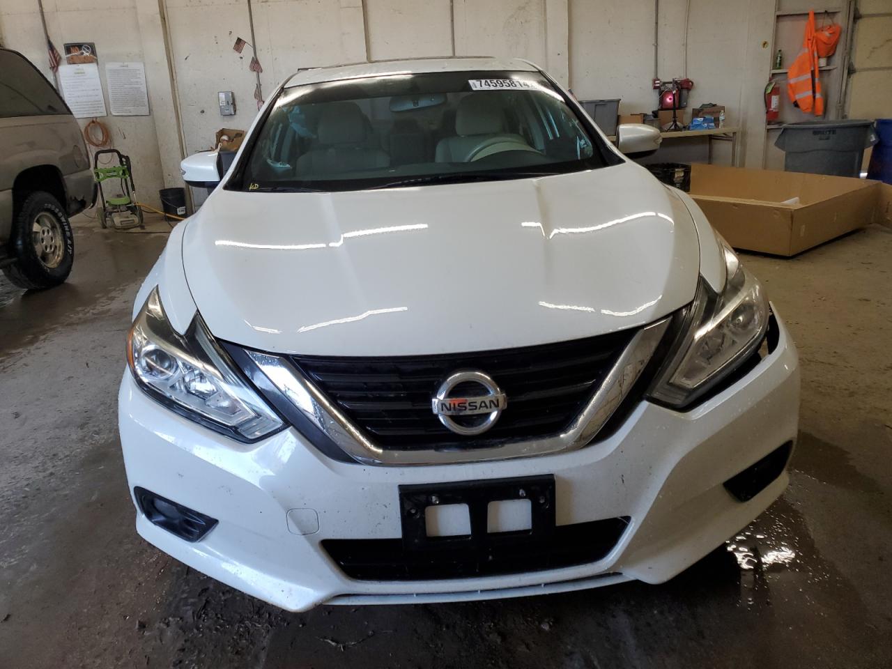 2017 Nissan Altima - Image 5