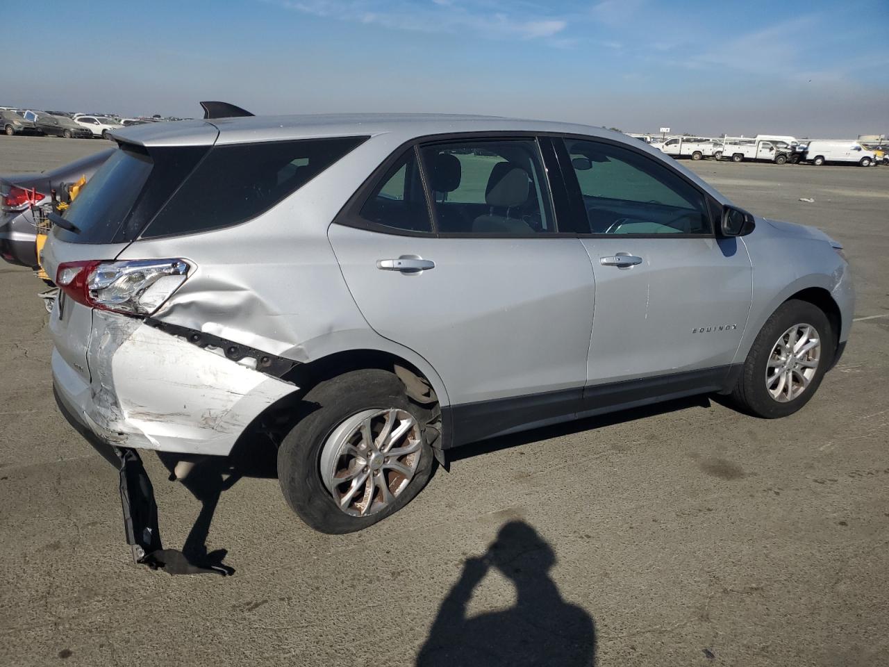 2018 Chevrolet Equinox - Image 3
