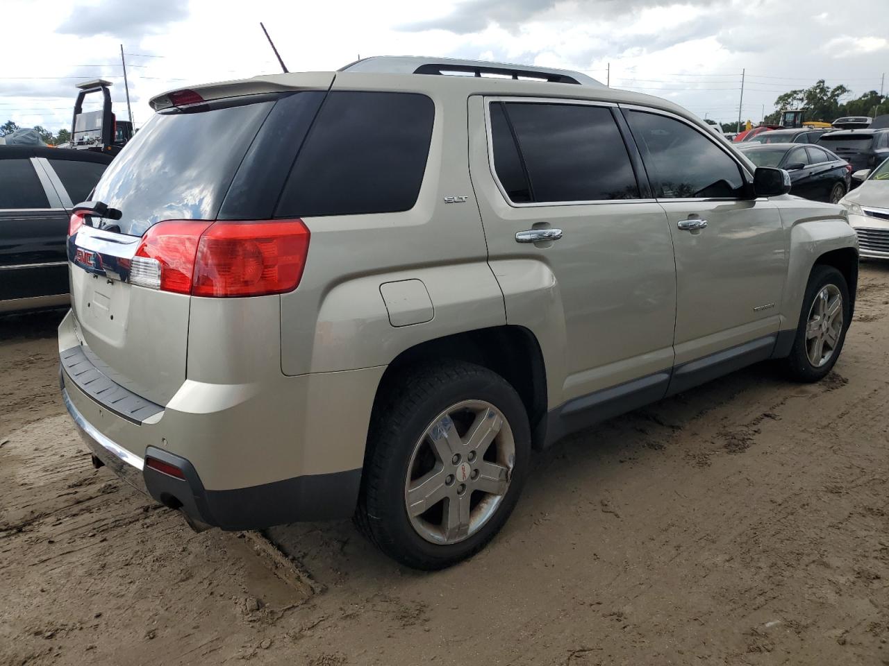 2GKFLWE36D6260816 2013 GMC Terrain Slt