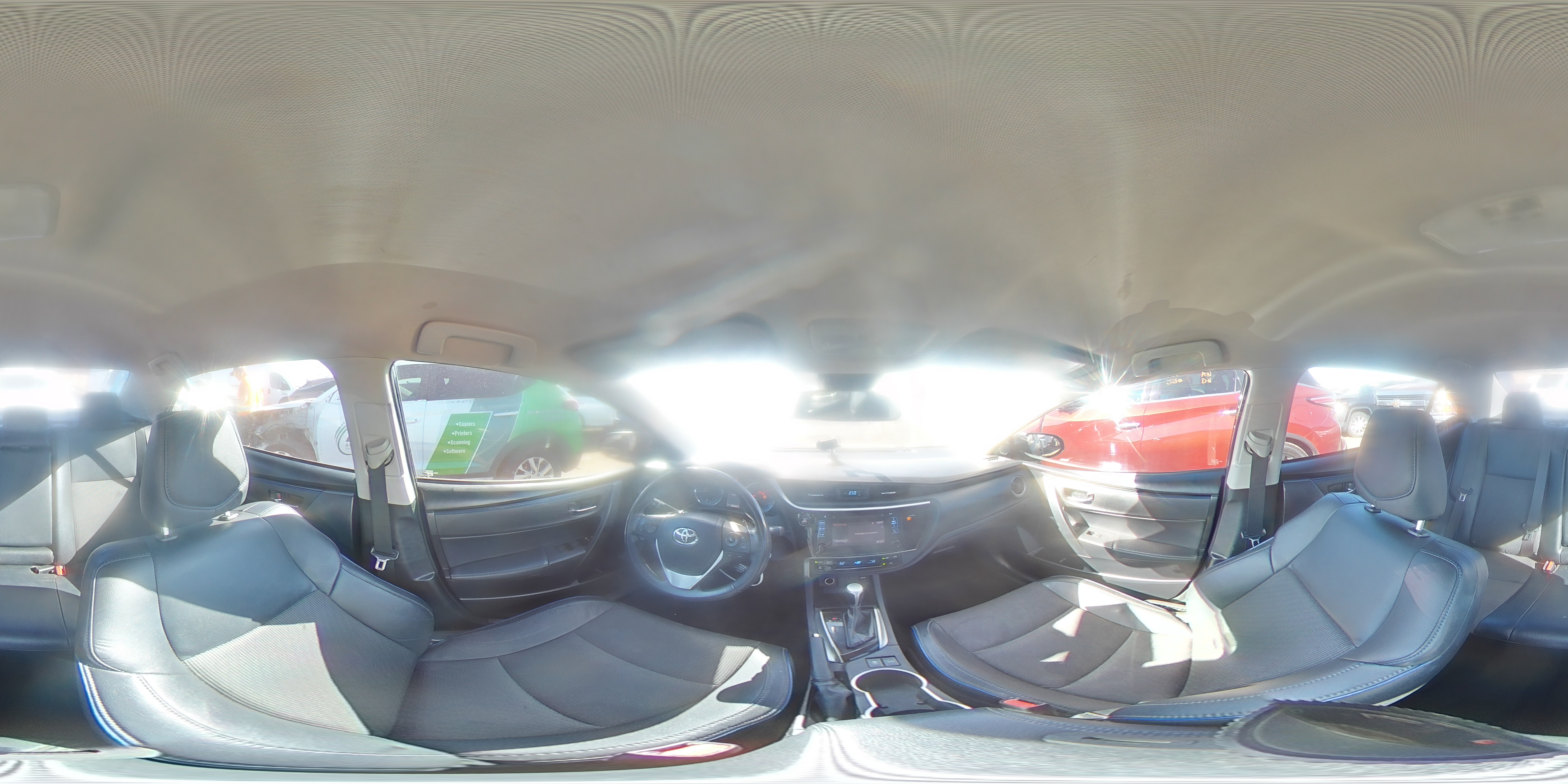2018 Toyota Corolla - Image 13