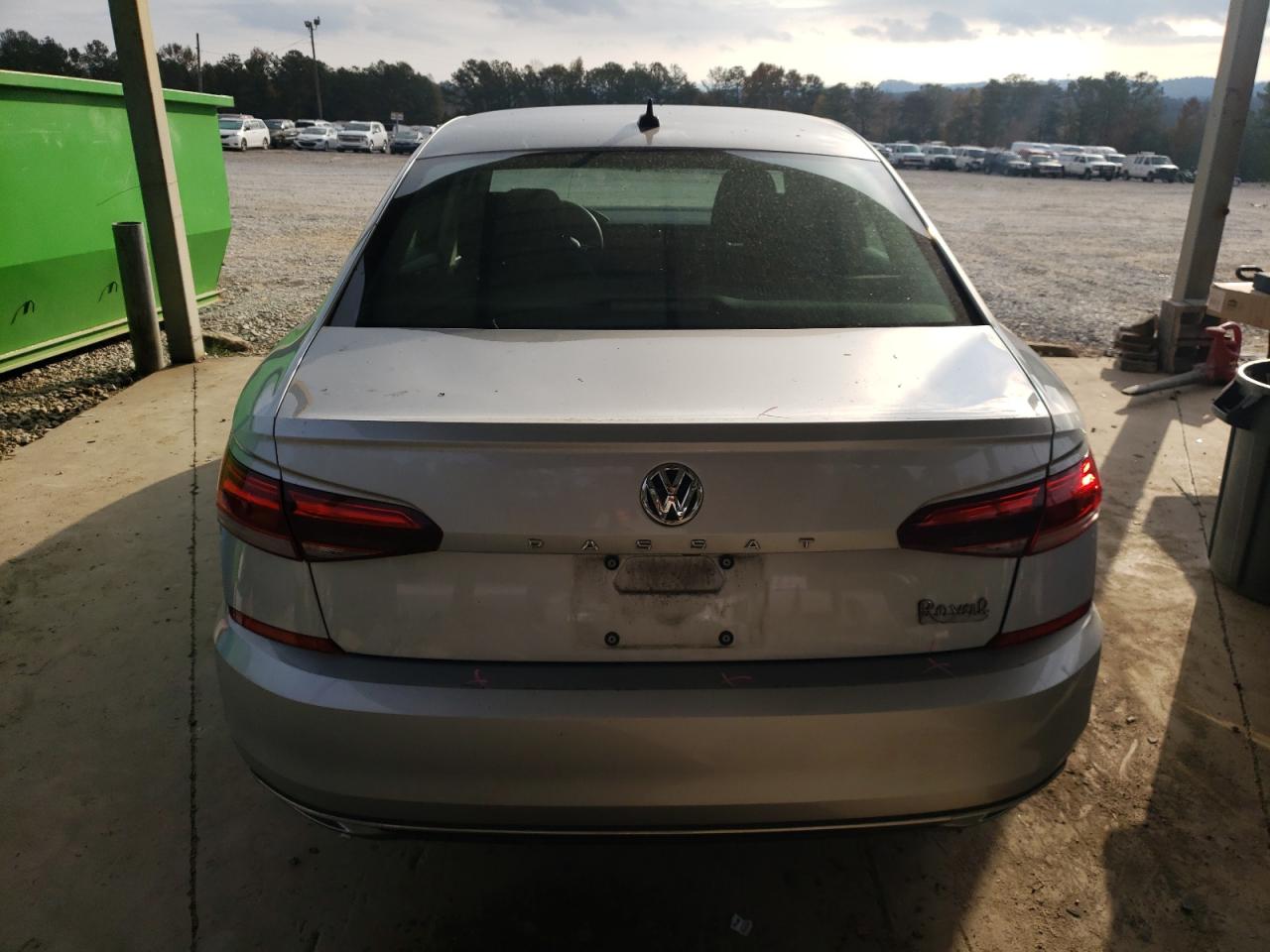 2020 Volkswagen Passat - Image 6