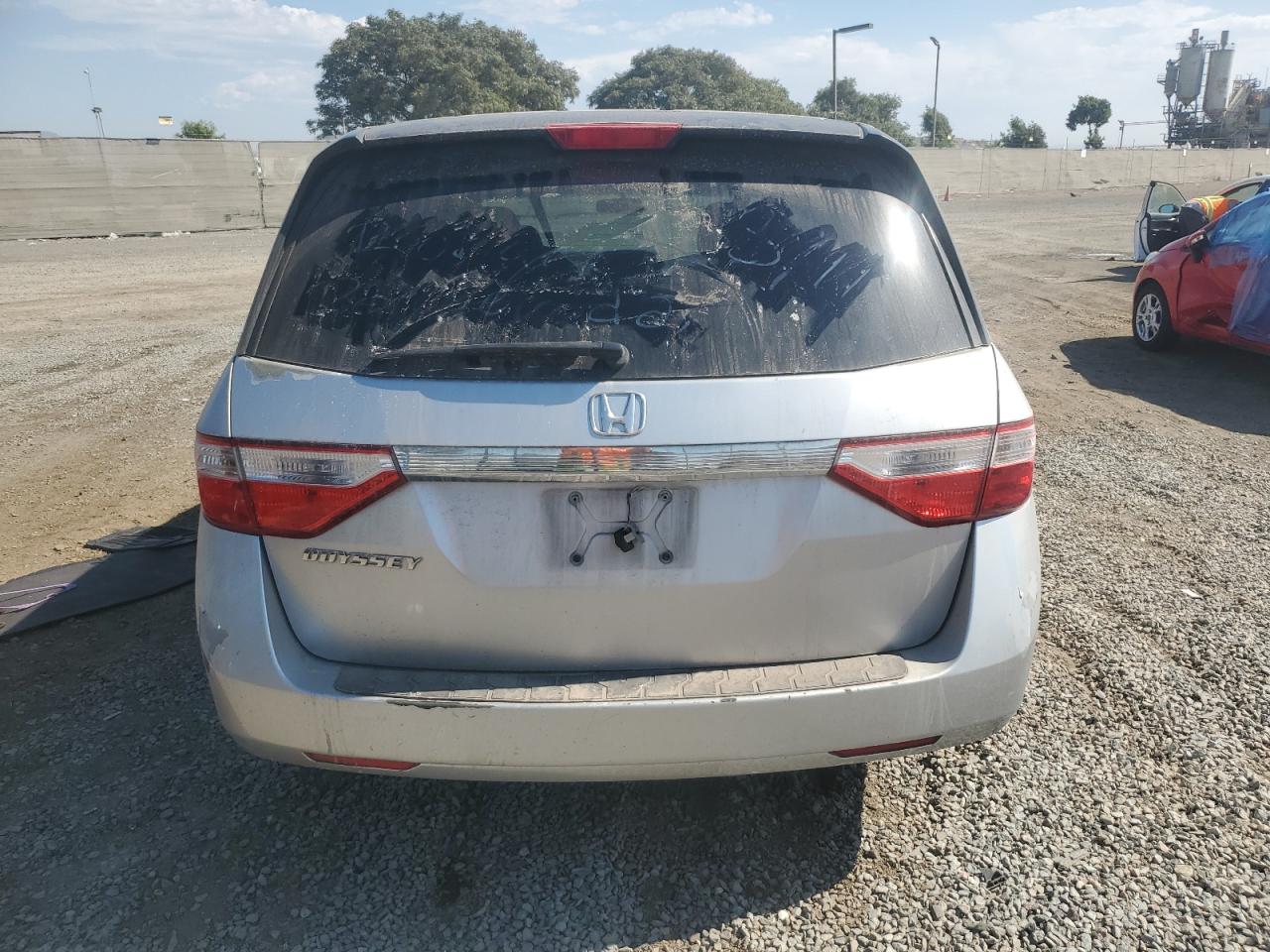 2011 Honda Odyssey - Image 6