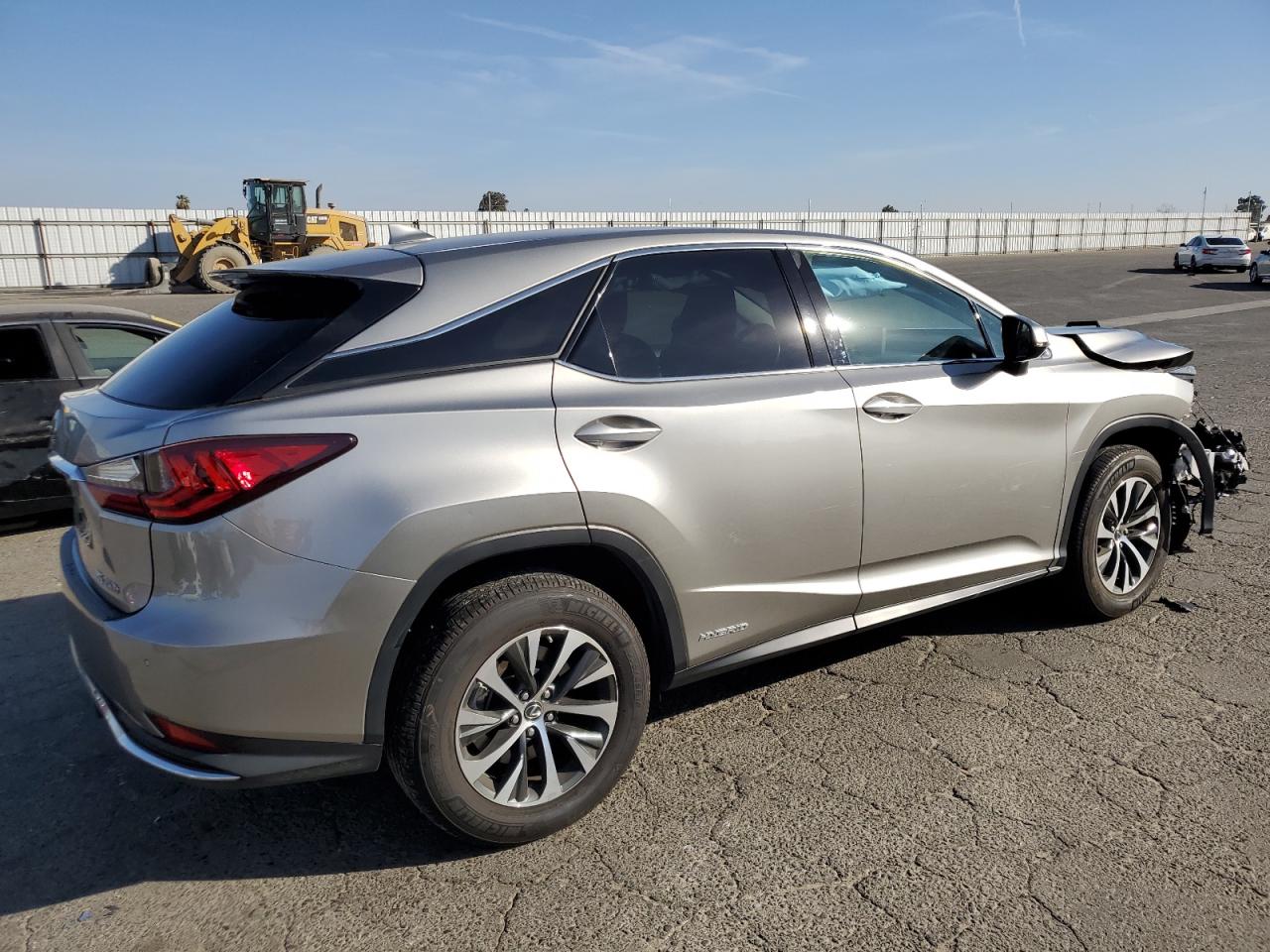 2020 Lexus RX - Image 3