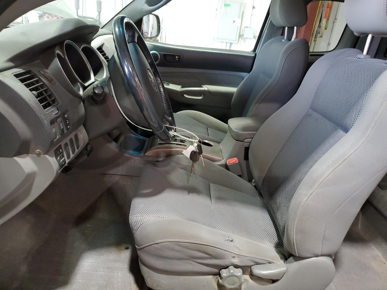 2005 Toyota Tacoma - Image 7
