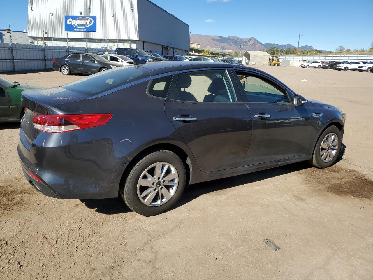 VIN 5XXGT4L32HG159552 2017 KIA OPTIMA no.3