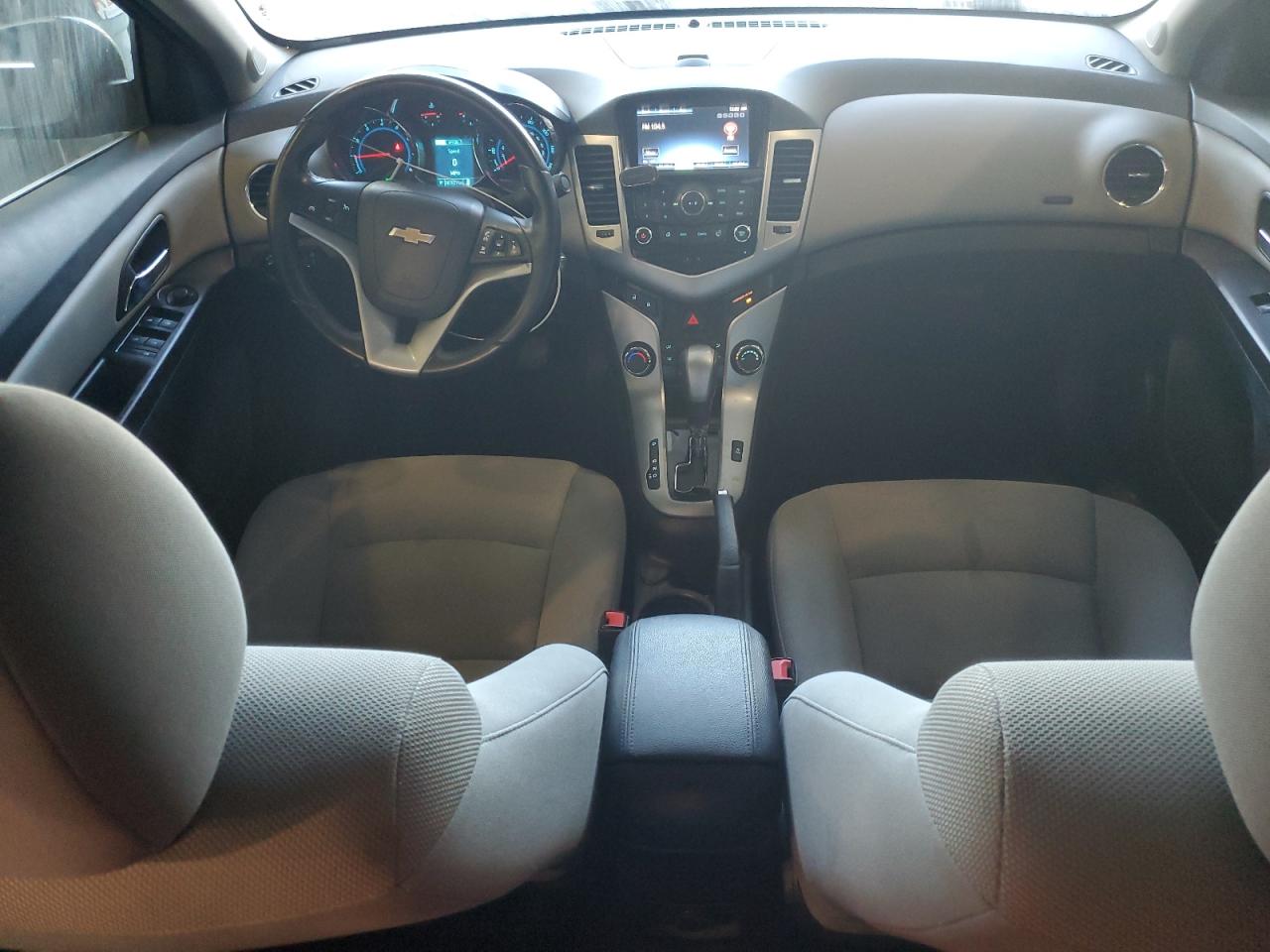 2014 Chevrolet Cruze - Image 8