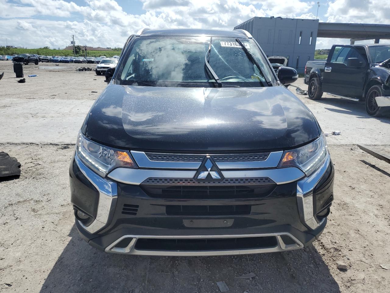2019 Mitsubishi Outlander - Image 5