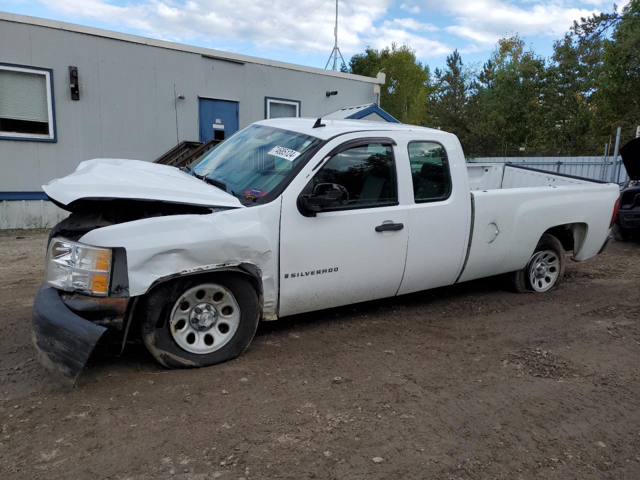 2009 Chevrolet Silverado - Image 1