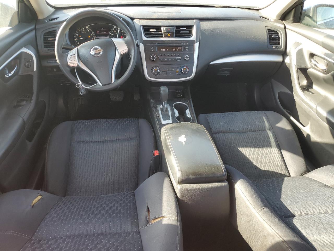 2016 Nissan Altima - Image 8