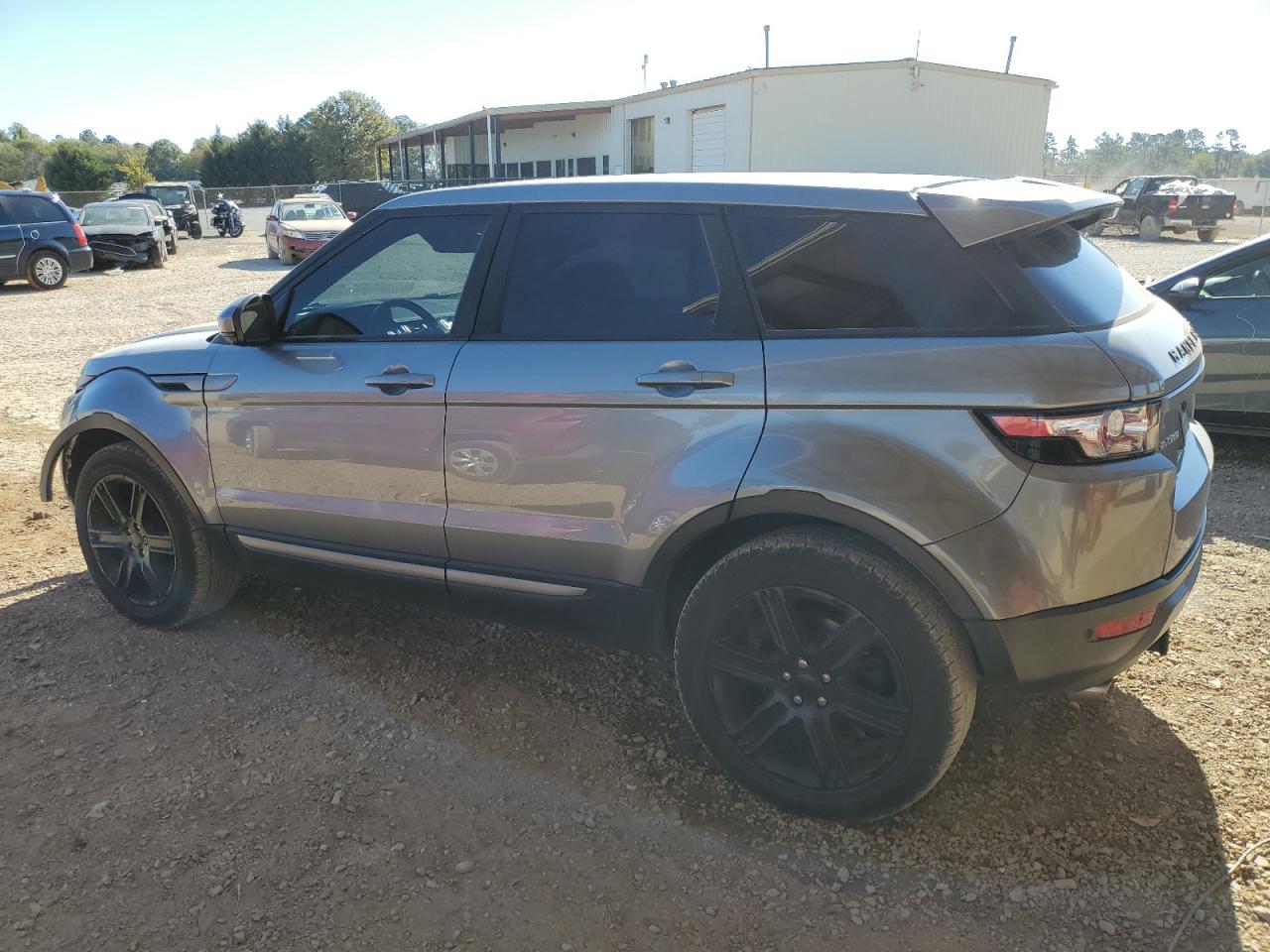 2014 Land Rover Range Rover - Image 2