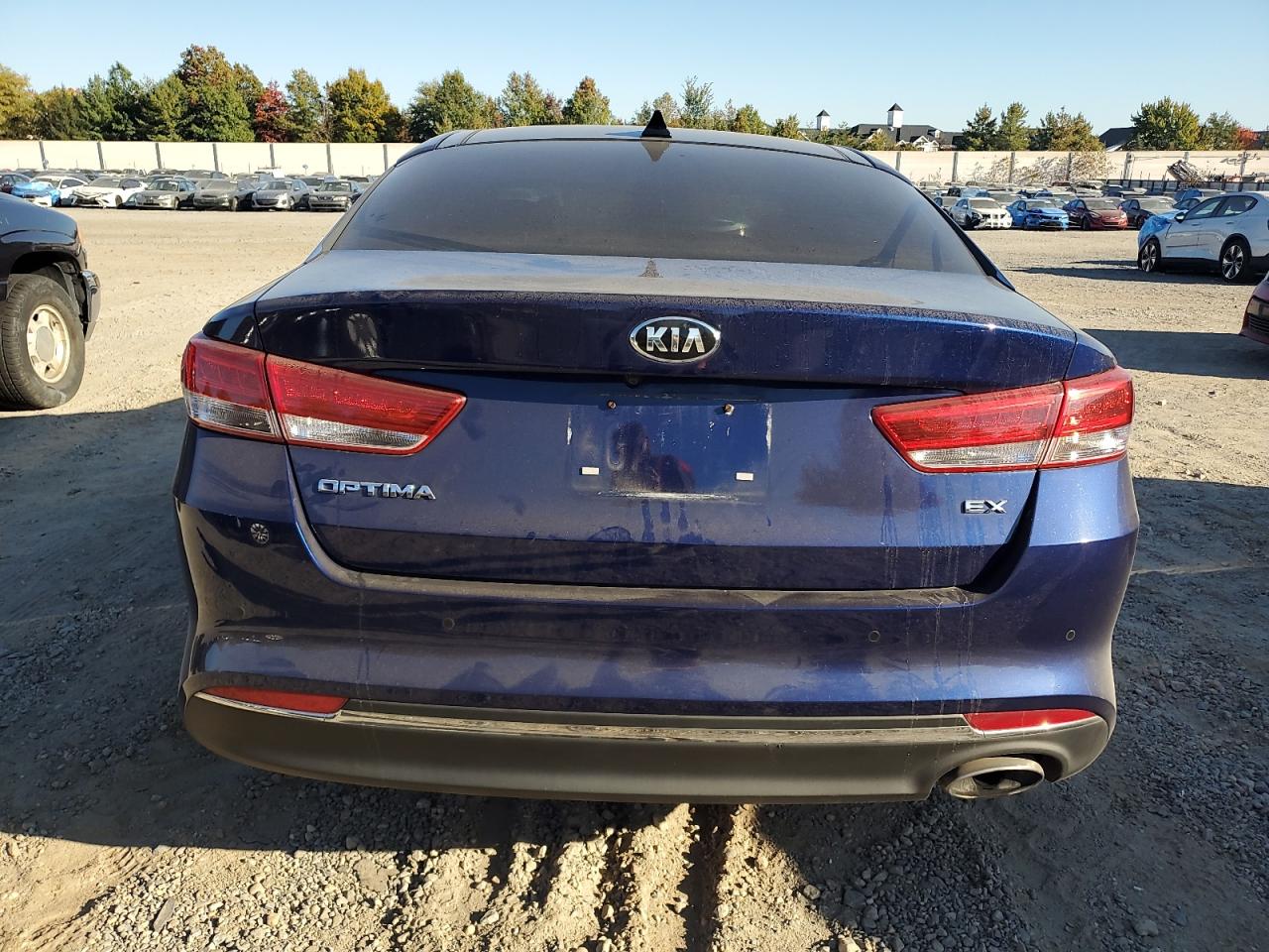 2017 Kia Optima Ex VIN: 5XXGU4L37HG130352 Lot: 77405074