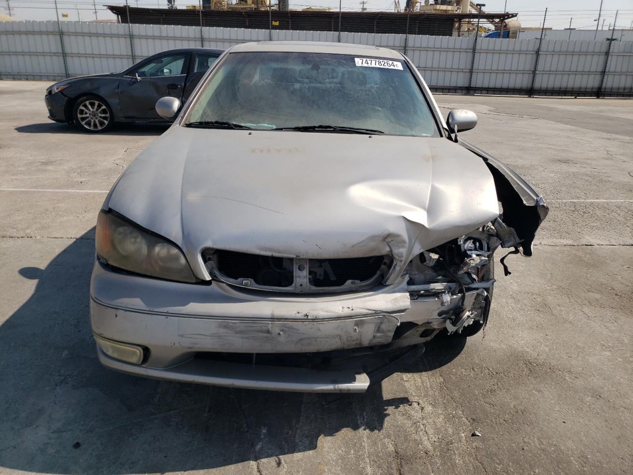 2001 Infiniti I30 VIN: JNKCA31AX1T030947 Lot: 61047535