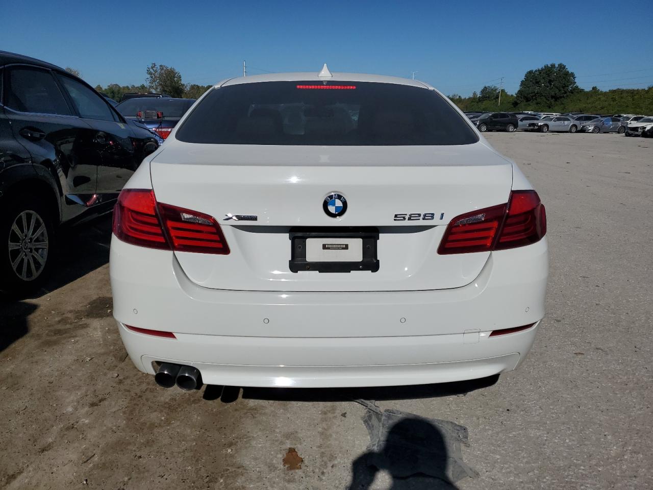 2013 BMW 528 Xi VIN: WBAXH5C57DD110356 Lot: 74840104