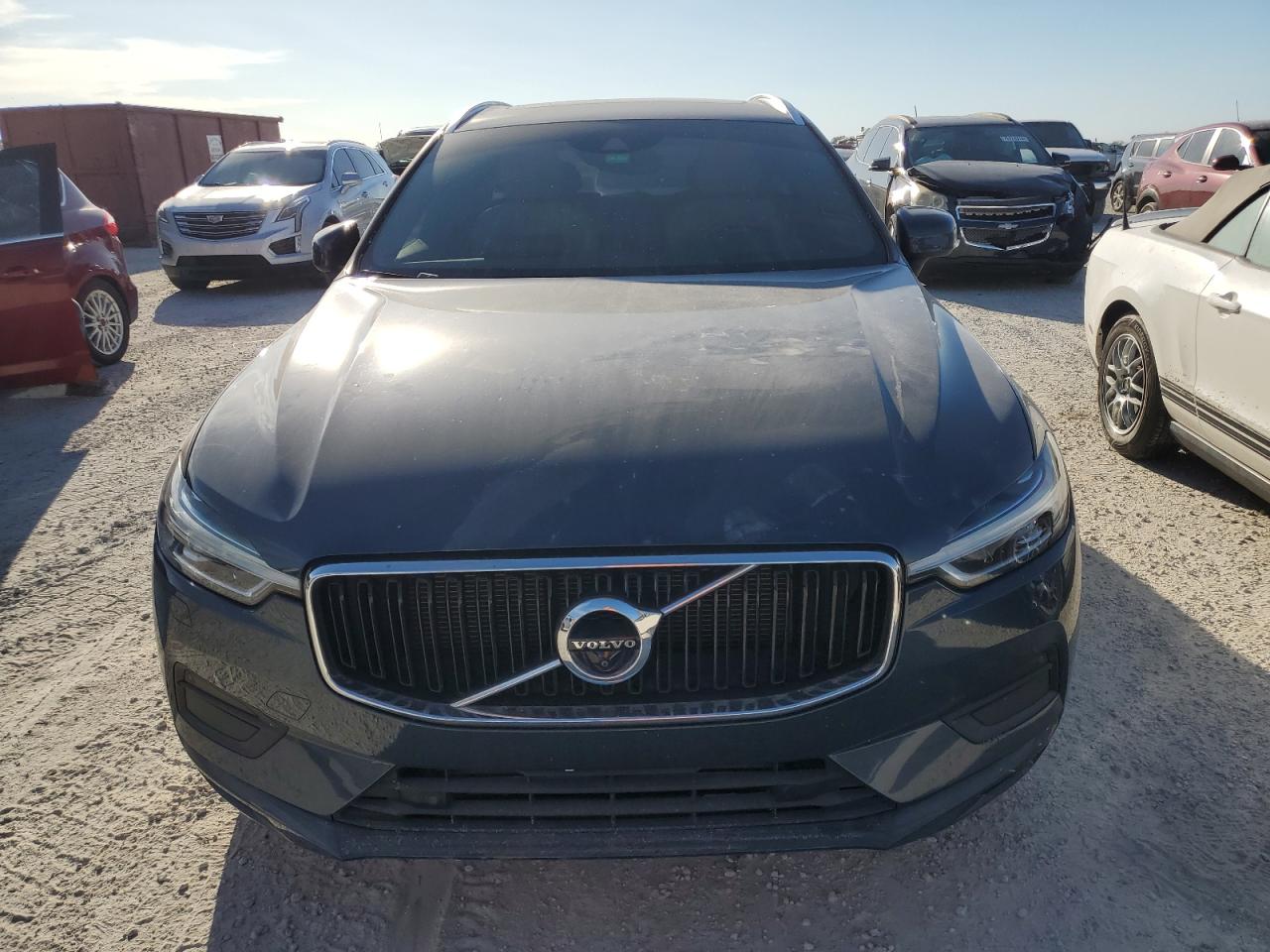 2018 Volvo Xc60 T5 Momentum VIN: YV4102RK7J1027239 Lot: 75042954