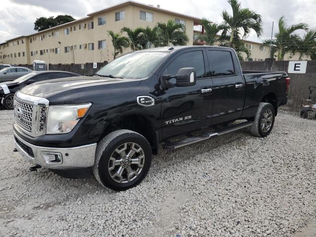  NISSAN TITAN 2017 Чорний