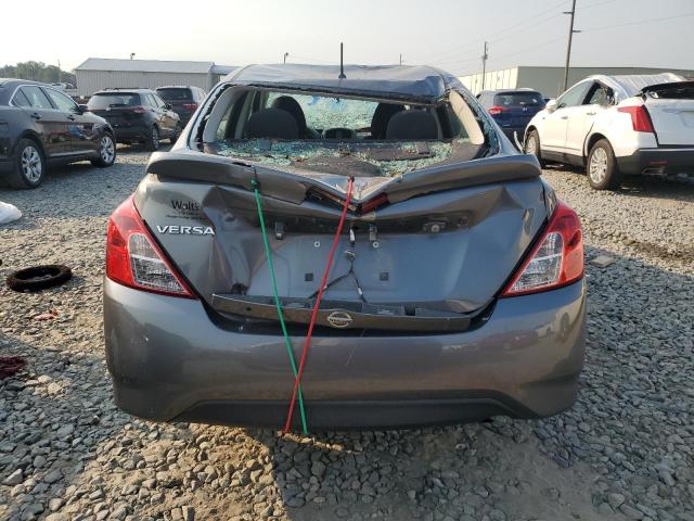  NISSAN VERSA 2019 Szary