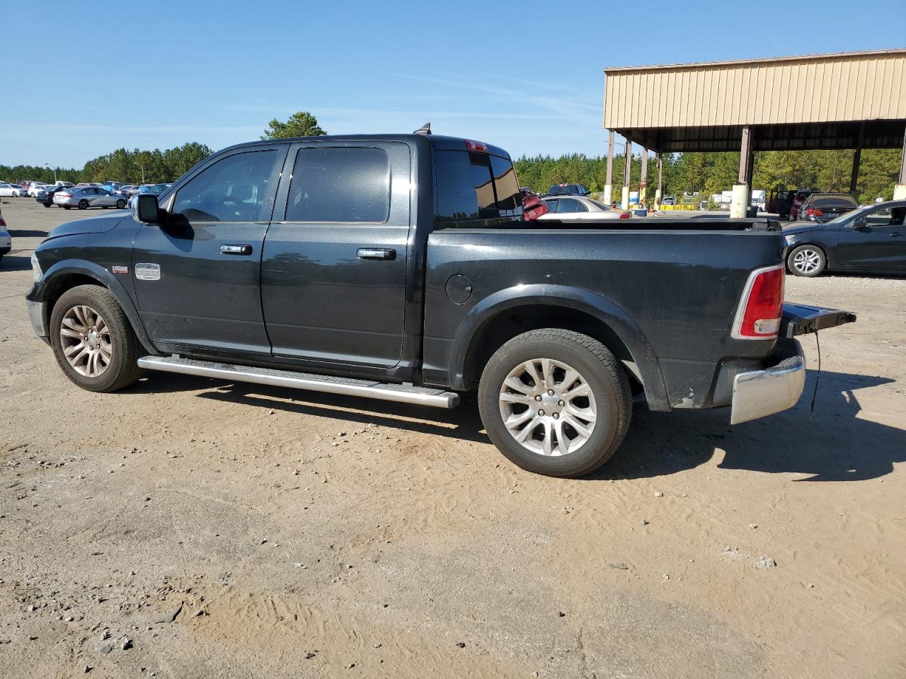 2016 RAM 1500 - Image 2