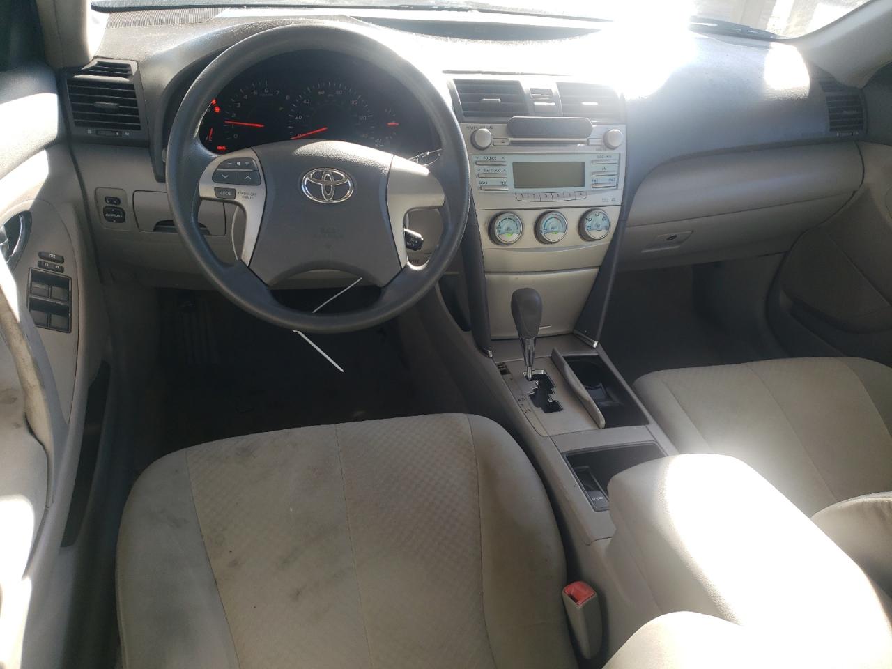 2009 Toyota Camry - Image 8