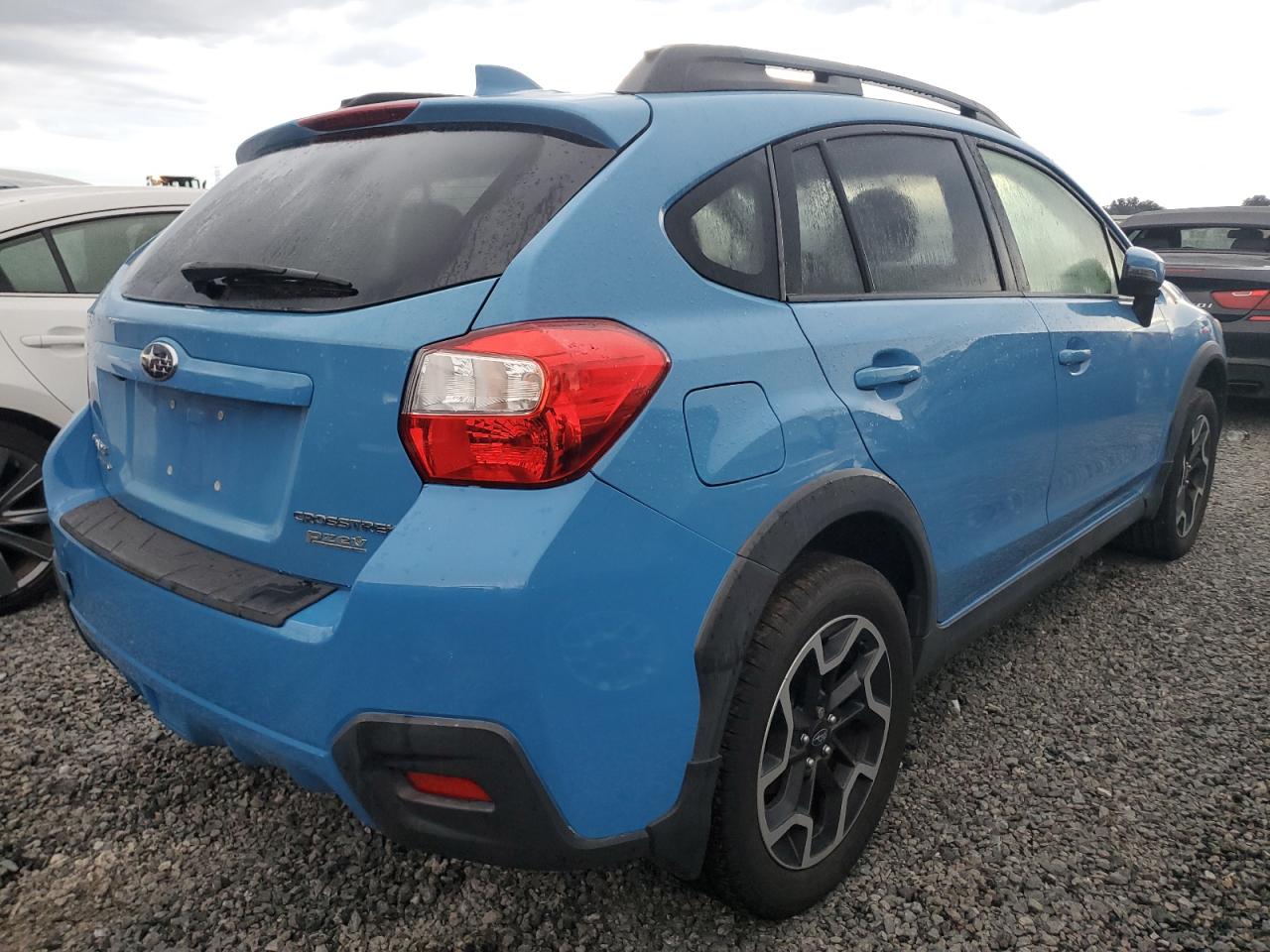 2016 Subaru XV - Image 3
