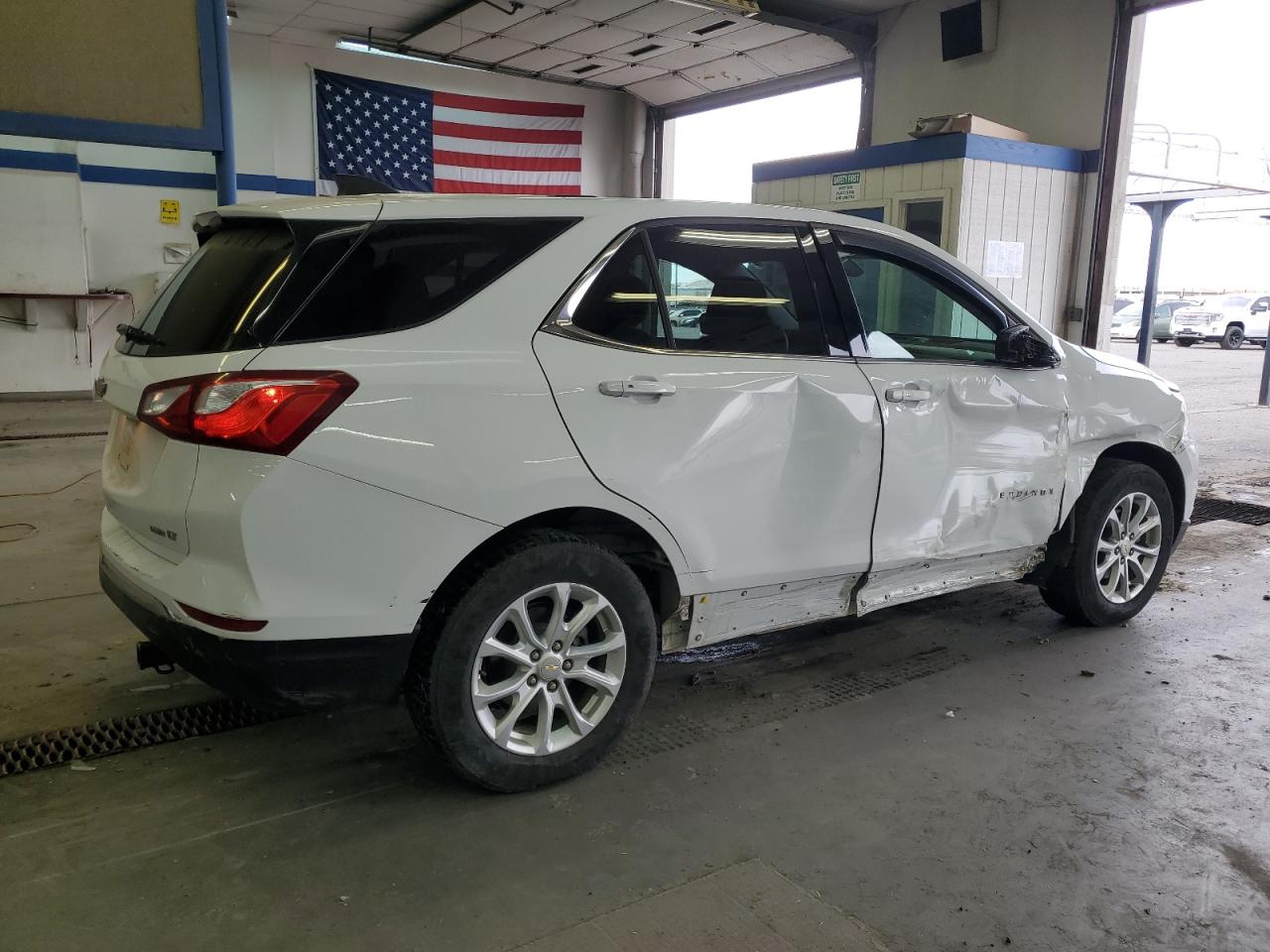 VIN 2GNAXUEV1K6119544 2019 CHEVROLET EQUINOX no.3