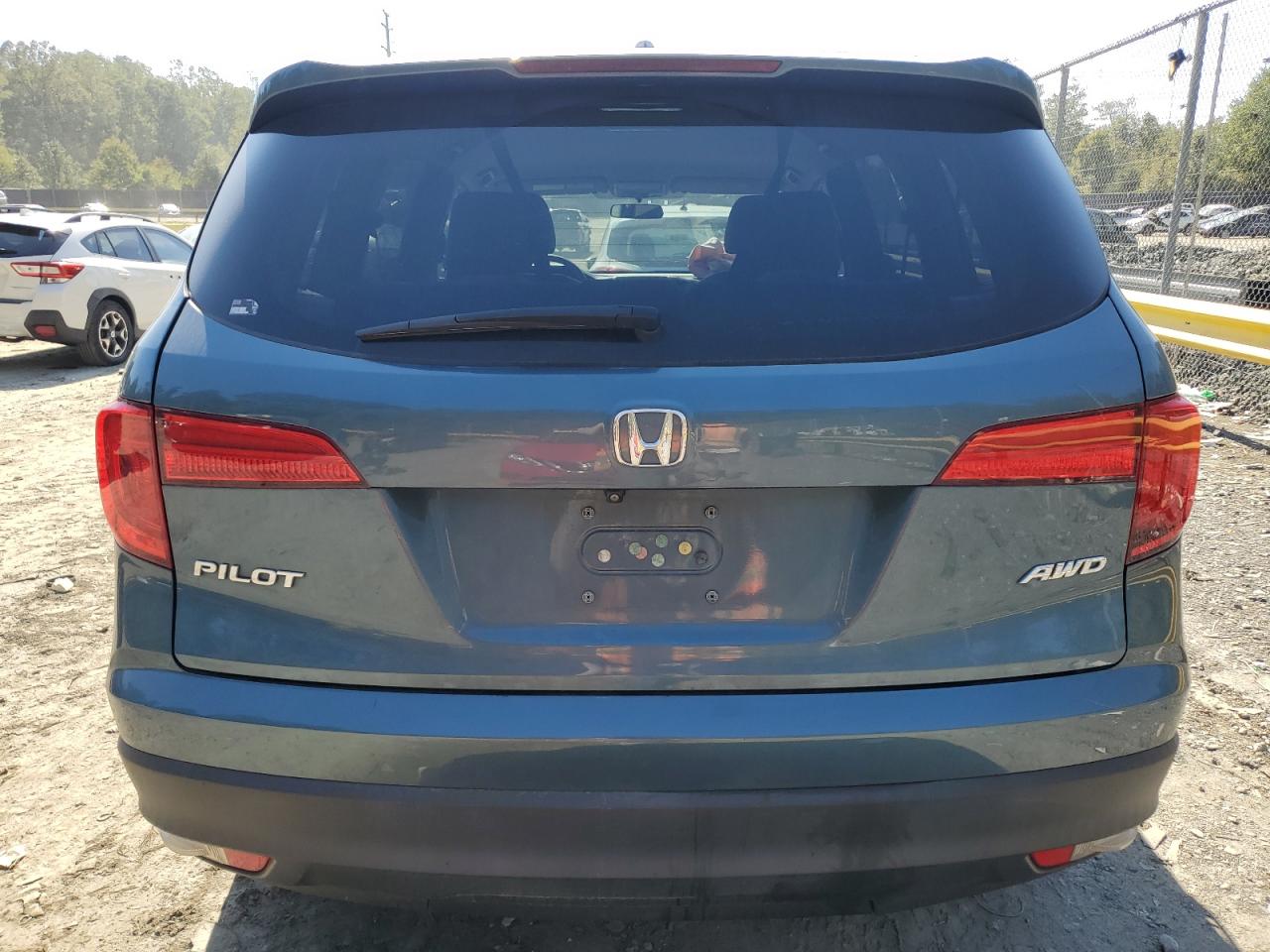 5FNYF6H34GB027605 2016 Honda Pilot Ex