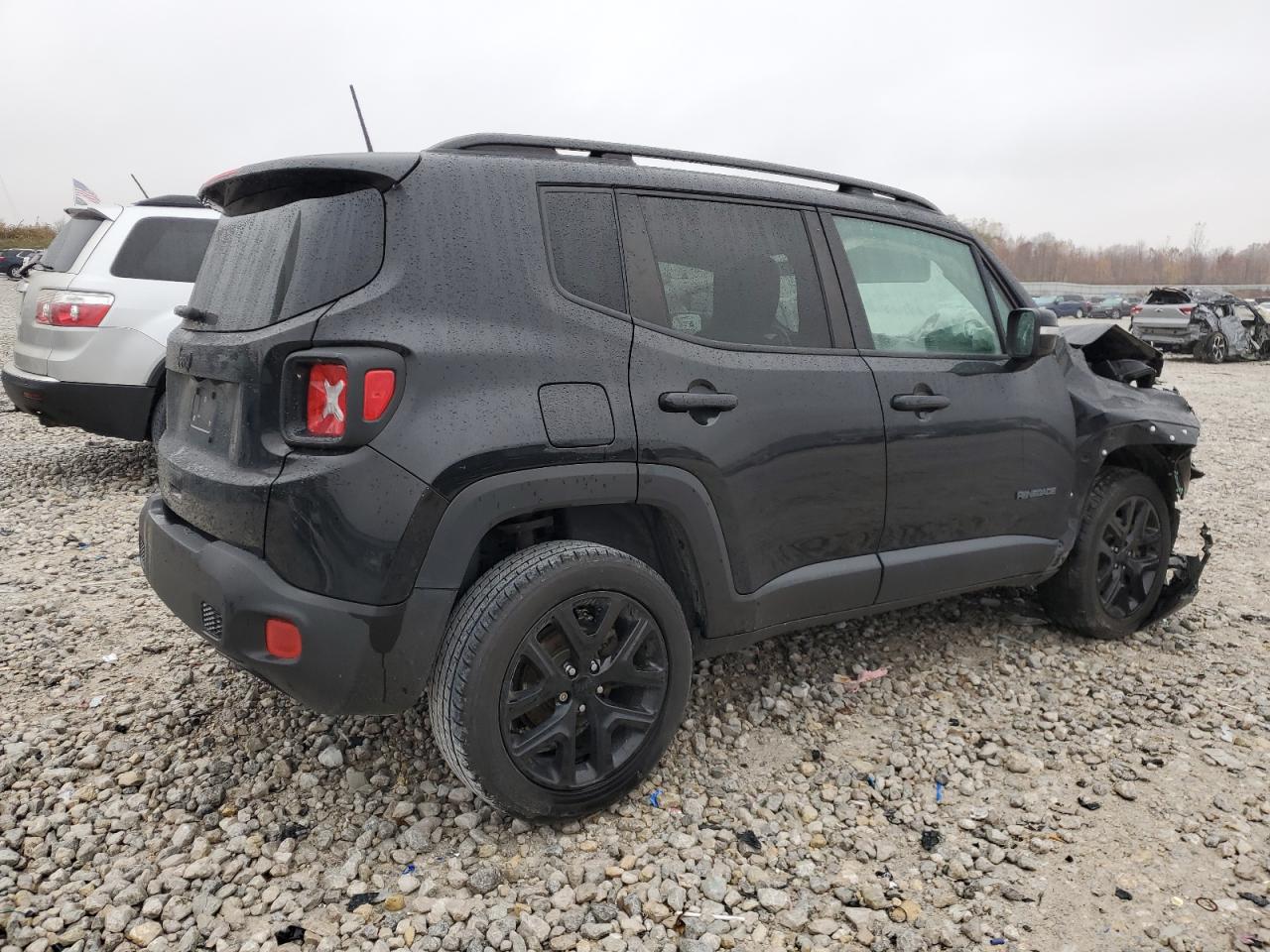 VIN ZACCJBBB4JPJ17819 2018 JEEP RENEGADE no.3