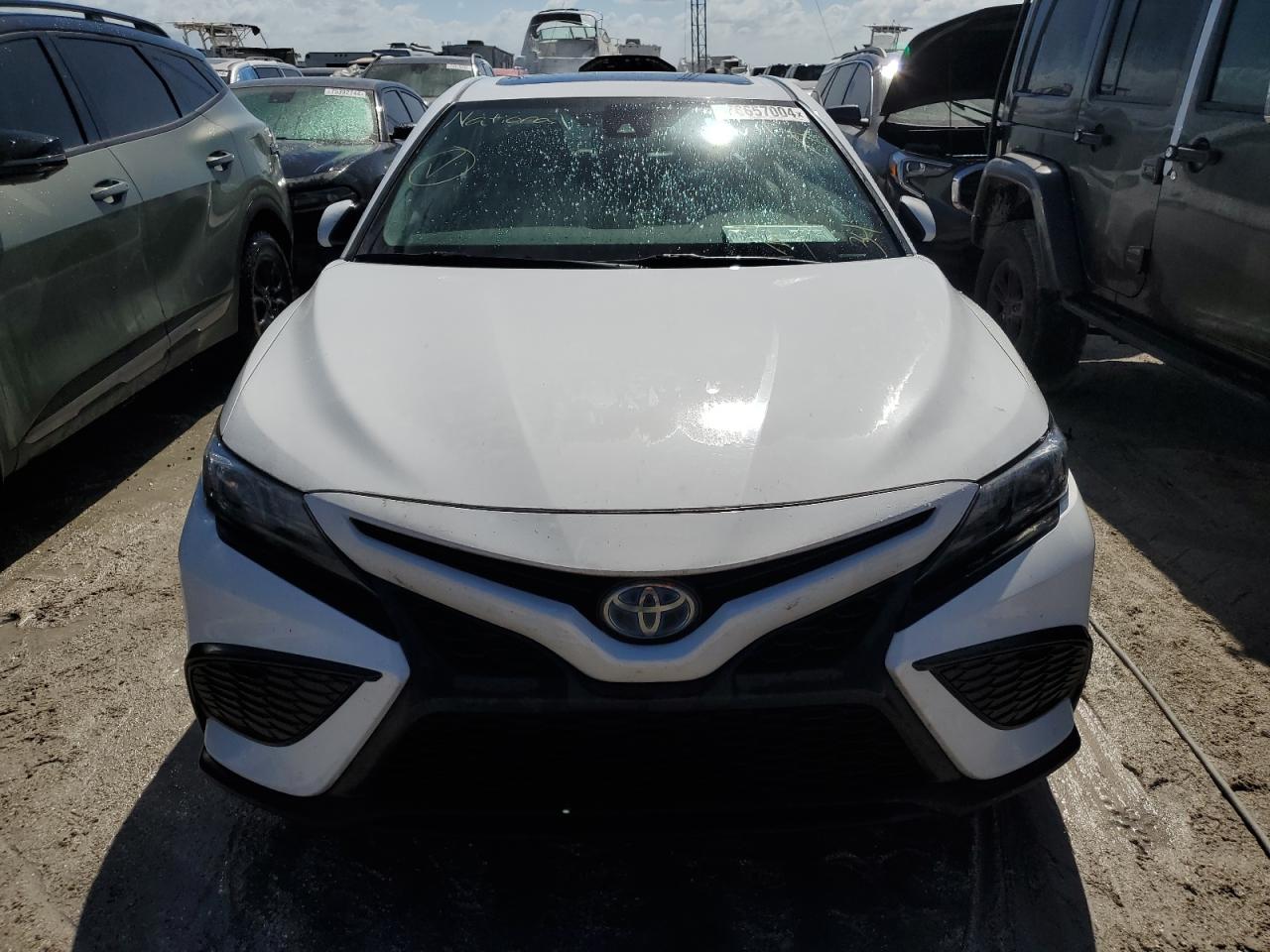 2021 Toyota Camry - Image 5