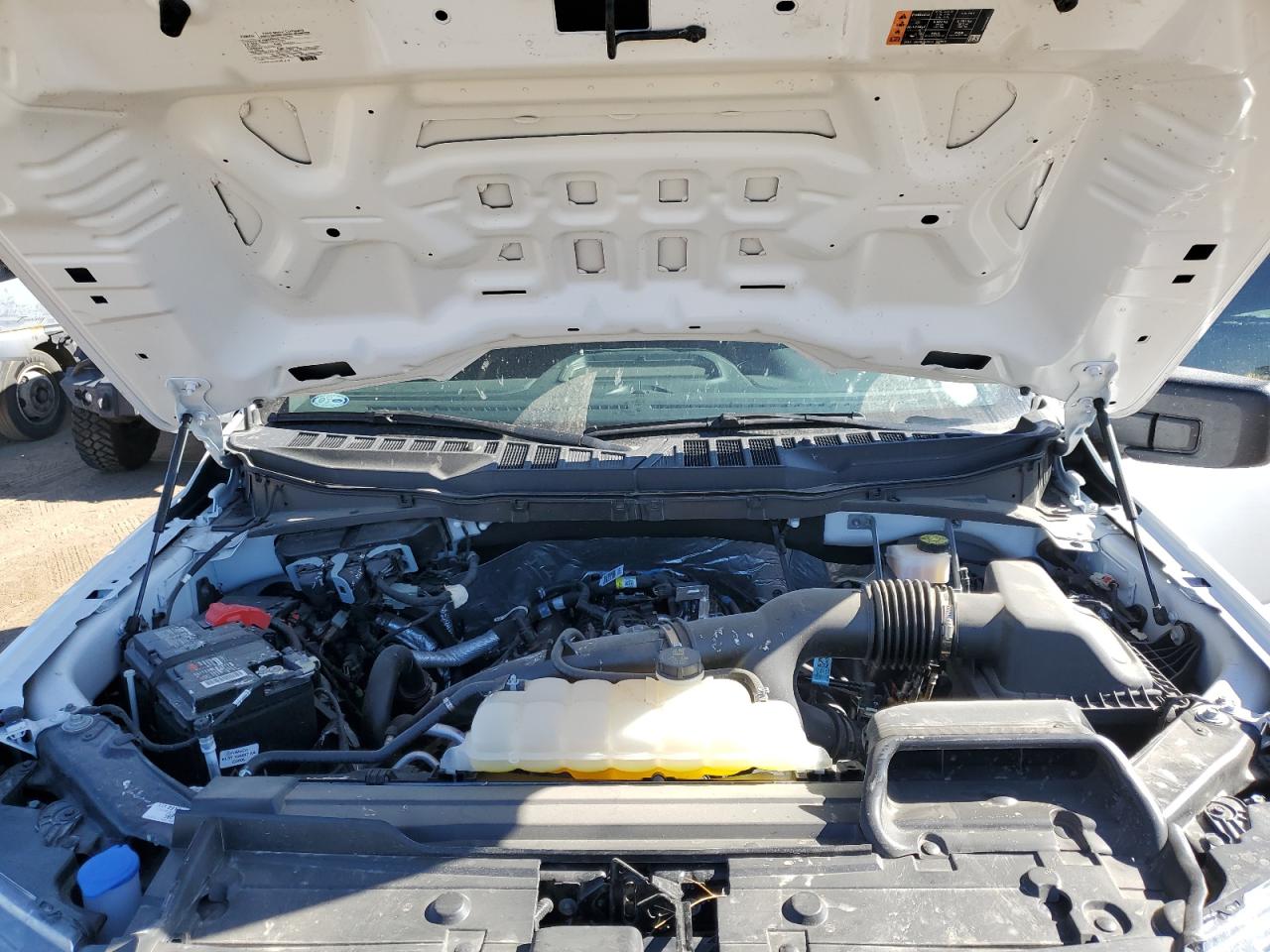 2023 Ford F-150 - Image 13