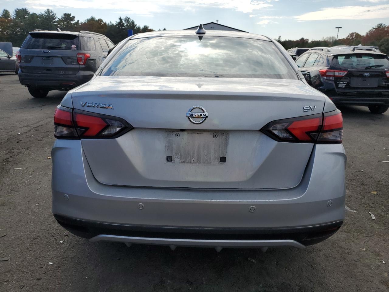 2021 Nissan Versa - Image 6