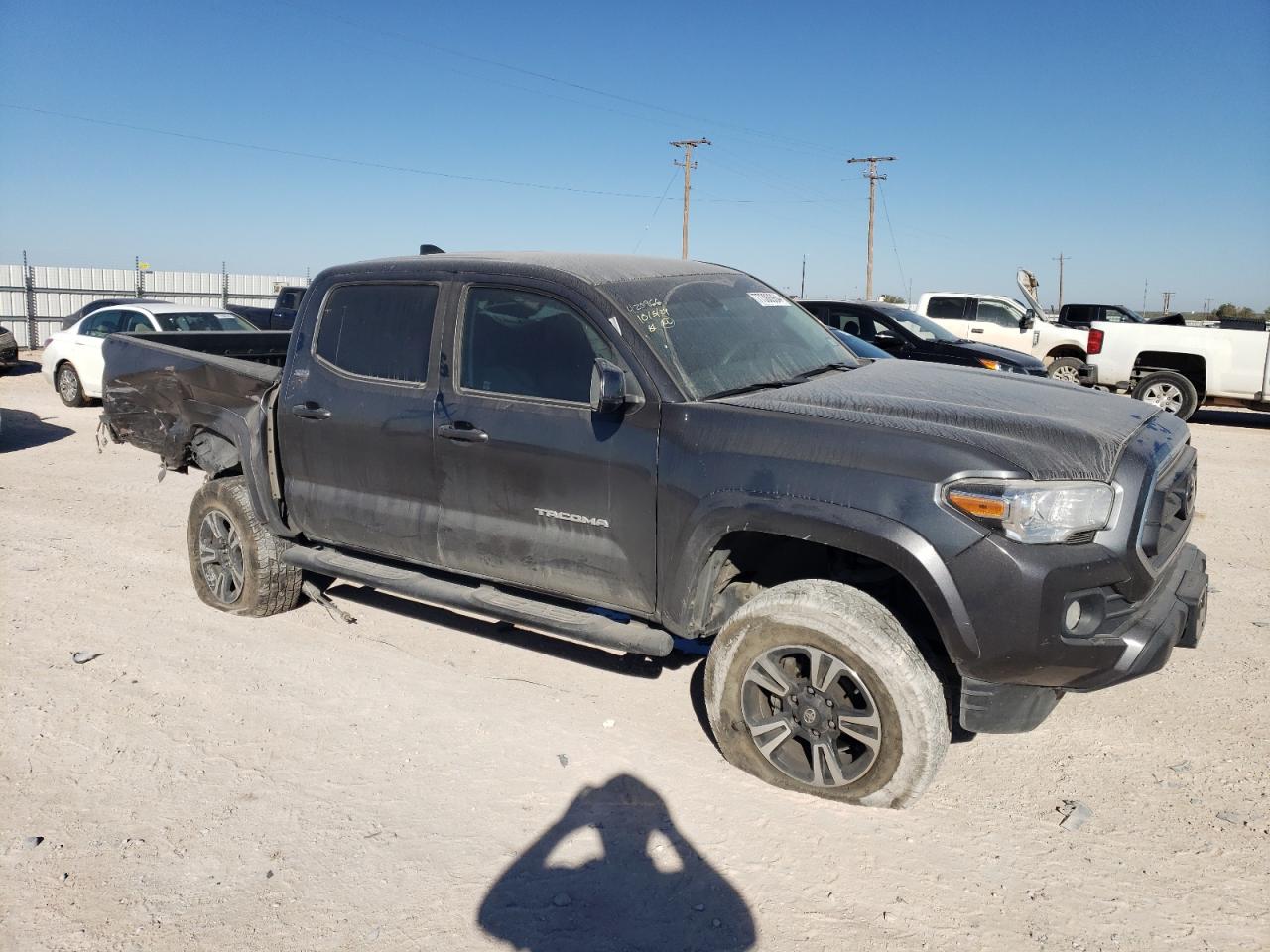 2021 Toyota Tacoma - Image 4